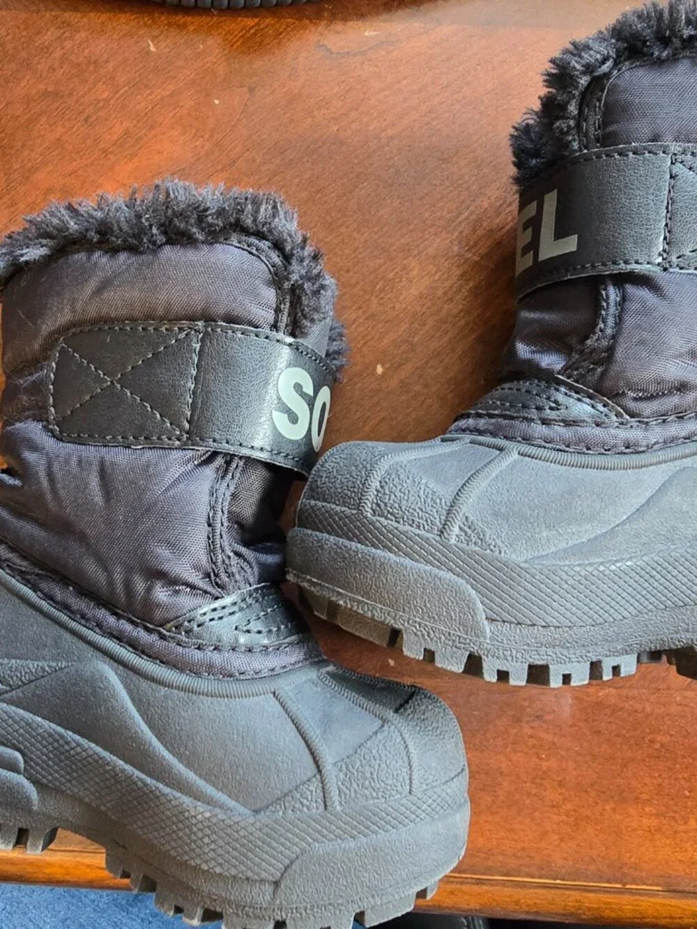 Sorel Youth Toddler Black Snow Boots Faux Fur Polar Bear Size 5 GUC